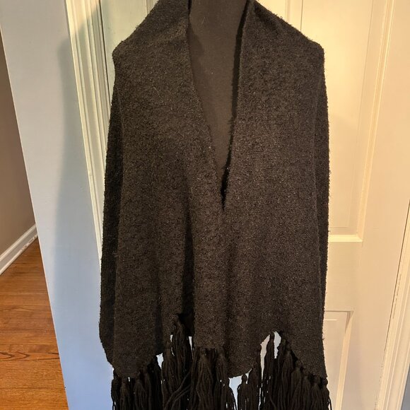 Saks Fifth Ave Black Wrap with Fringe, VINTAGE - Picture 2 of 11